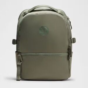 NWT Lululemon New Crew Backpack 22L / BAY LEAF